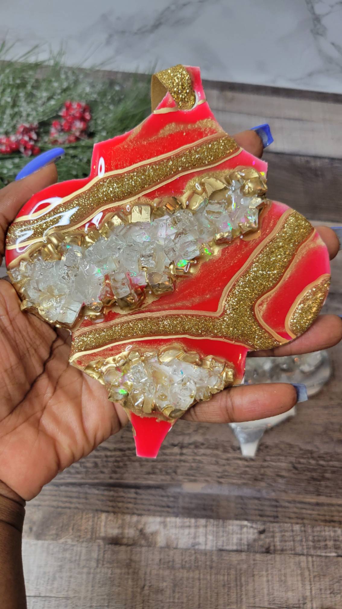 Arabesque Geode Ornaments