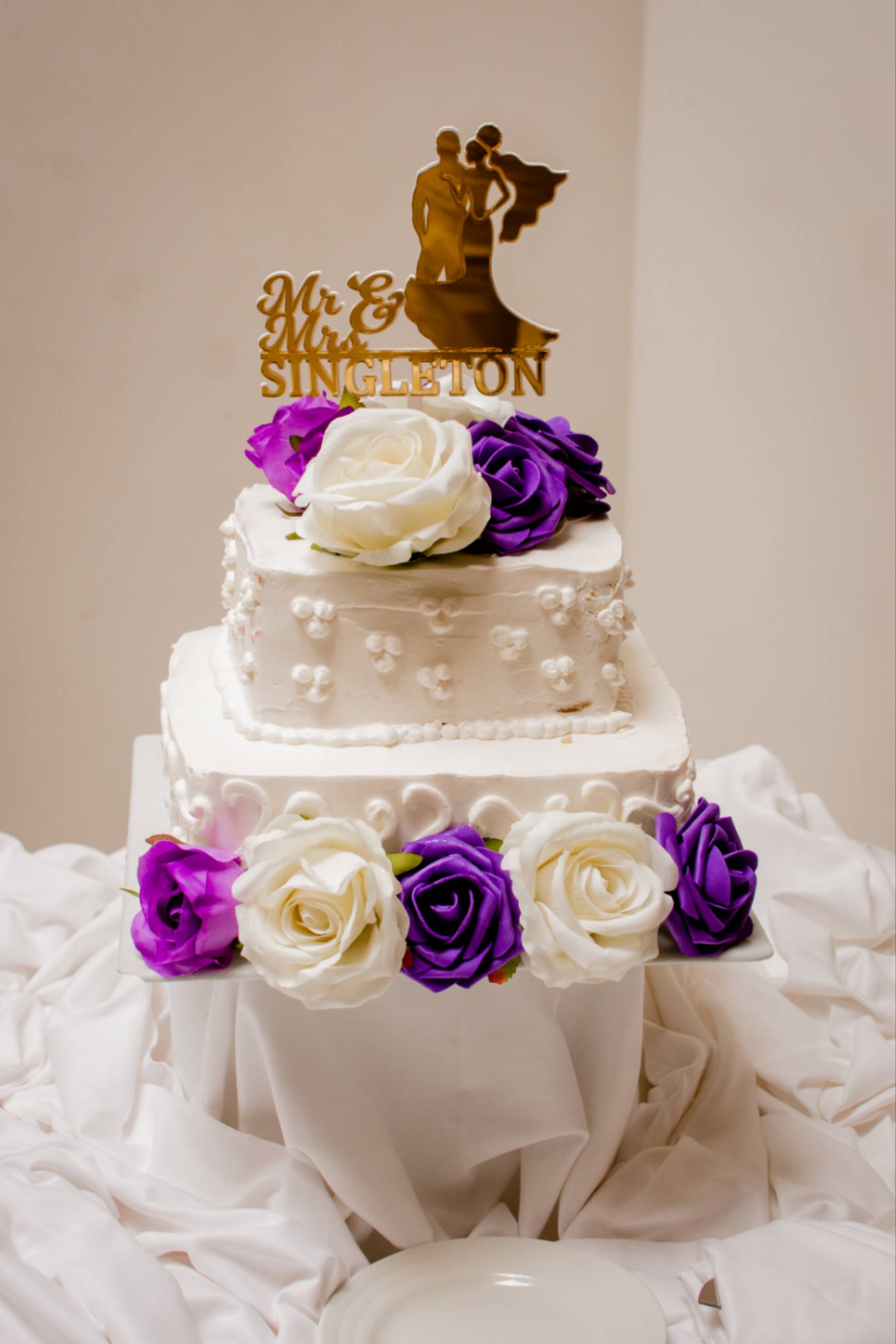 Gold silhouette wedding cake topper